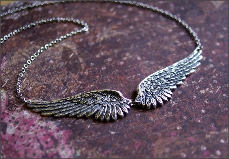 Retro Alloy Pendant - R&N