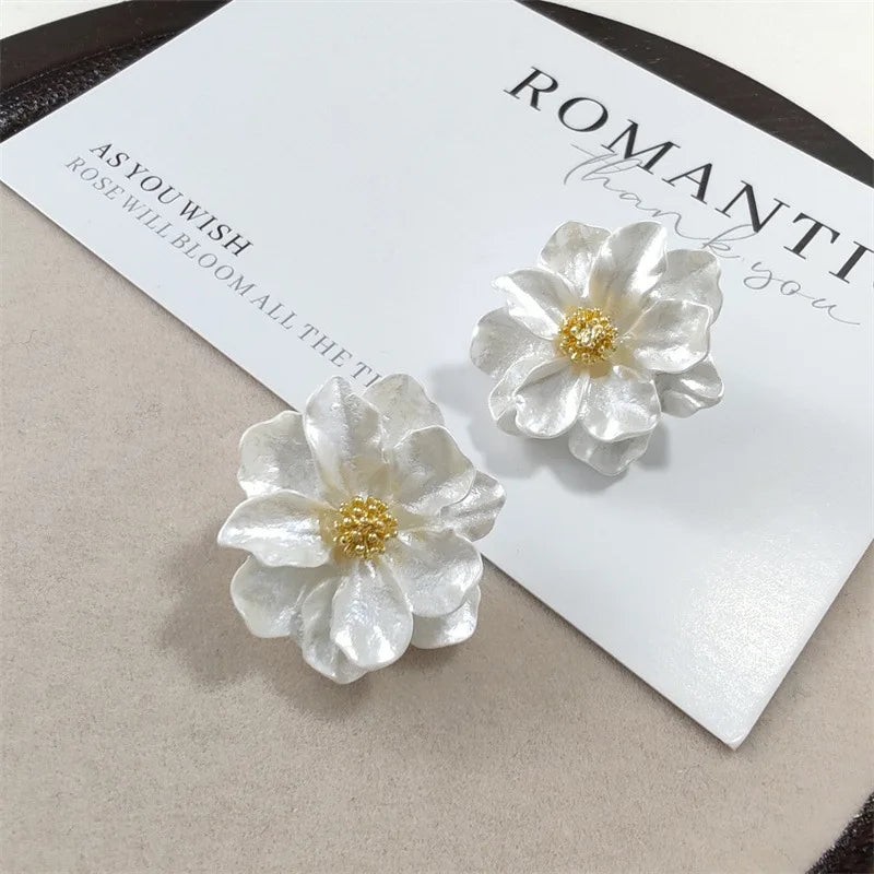 Petal Charm - R&N 