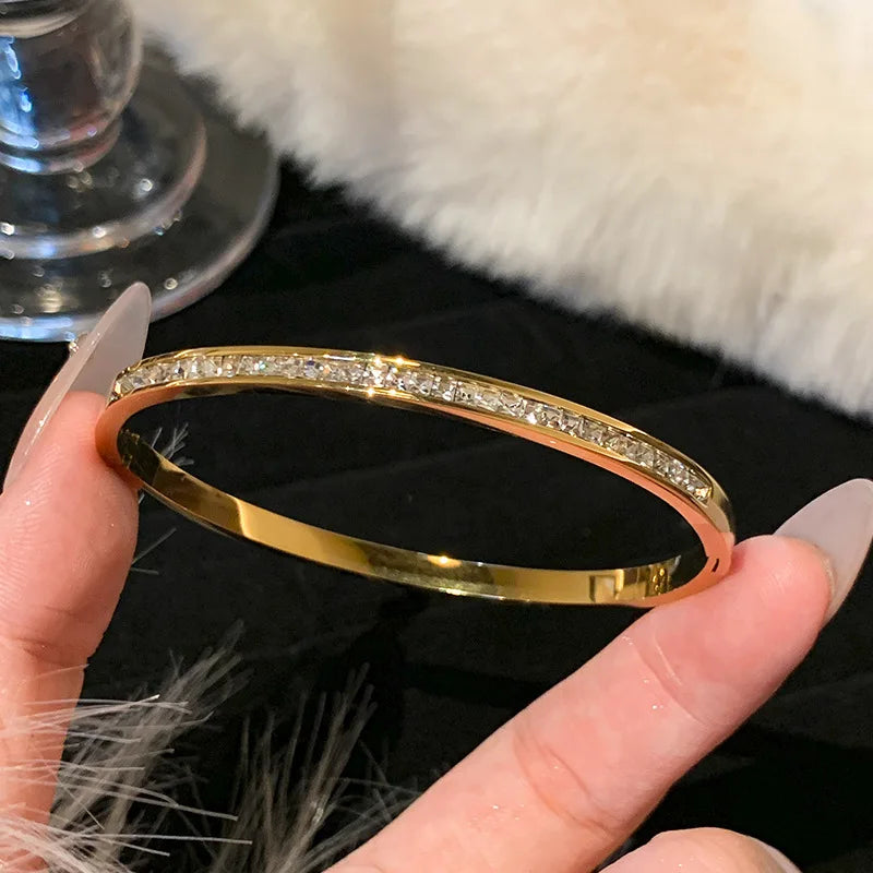 Elegant Starlet Bangle - R&N 