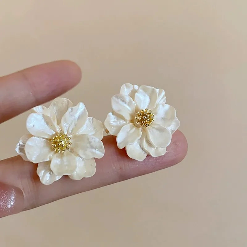 Petal Charm - R&N 