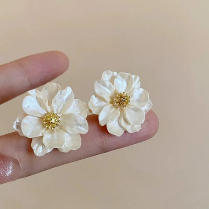 Petal Charm - R&N 